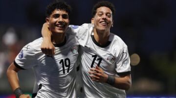 موعد مباراة مصر وتنزانيا في نصف نهائي أمم إفريقيا للناشئين تحت 17 عاما
                                                
                                                
                                                    25/05/2026 01:10 ص
                                                
                                                
                                                    واصل منتخب مصر تحت 17 عامًا عروضه القوية في بطولة كأس أمم إفريقيا للناشئين، بعدما نجح في حجز بطاقة التأهل إلى الدور نصف النهائي عقب انتصار مستحق على منتخب كوت ديفوار في مواجهة قوية جمعت بين المنتخبين