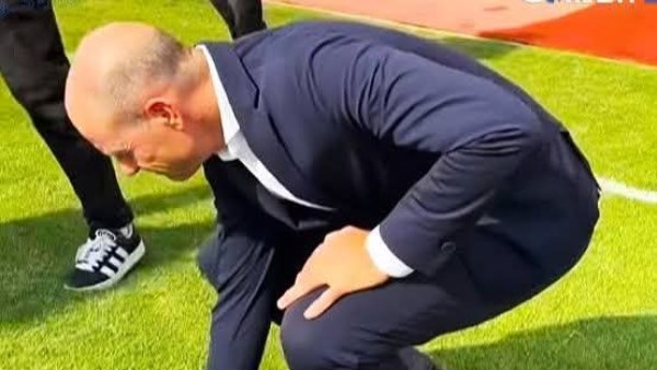 موقفه قانوني.. الشرط الجزائي يفاقم أزمة الأهلي وتوروب                                                                                                                                                       27/05/2026 04:27 م                                                                                                                                                       تفاقمت أزمة الشرط الجزائي بين النادي الأهلي والدانماركي ييس توروب