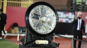 نصف مليون جنيه تكلفة طائرة بطولة الدوري                                                                                                                                                    20/05/2026 12:52 م                                                                                                                                                    كشف مصدر داخل رابطة الأندية المصري عن تكاليف الطائرة الهليكوبتر الناقلة لدرع بطولة الدوري المصري.