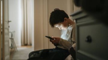 «iOS 27» يغيّر قواعد اللعبة.. ذكاء اصطناعي أكثر قوة وتصميم جديد وميزات طال انتظارها لمستخدمي آيفون