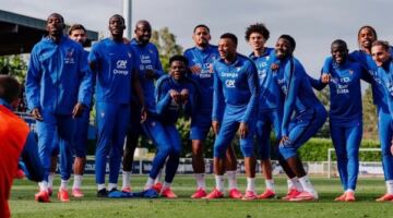 أزمة جديدة تضرب معسكر فرنسا قبل كأس العالم.. خلاف بين مبابي ونجوم "الديوك"  مع الاتحاد                                                                                                                                                    07/06/2026 02:25 م                                                                                                                                                    تفجرت أزمة جديدة داخل معسكر المنتخب الفرنسي قبل أيام من انطلاق منافسات كأس العالم 2026