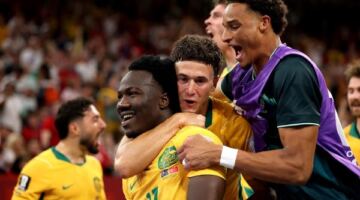 أستراليا تضرب تركيا بثنائية في كأس العالم                                                                                                                                                       14/06/2026 09:02 ص                                                                                                                                                       حقق منتخب أستراليا الفوز على منافسه تركيا بنتيجة هدفين مقابل هدف ضمن منافسات الجولة الأولى من دور المجموعات من بطولة كأس العالم 2026 المقامة حاليا في أمريكا بتنظيم مشترك مع المكسيك وكندا