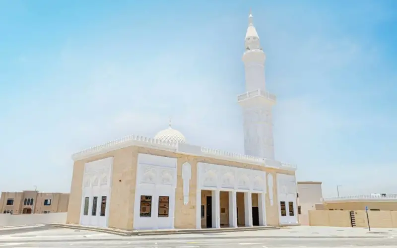 «إسلامية الشارقة» تفتتح مسجد السلسبيل بالقطينة