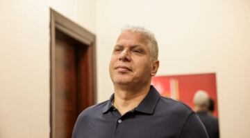 الأهلي يرحب بعودة وائل جمعة مديرا للكرة استعدادا للموسم الجديد 10/06/2026 08:17 م رحب النادي الأهلي بعودة نجمه ومدافعه الدولي السابق وائل جمعة لتولي منصب مدير الكرة، ضمن الجهاز الفني الجديد الذي سيقود