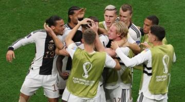 الماكينات الألمانية تبدأ رحلة استعادة المجد بمواجهة كوراساو في كأس العالم 2026
                                                
                                                
                                                    14/06/2026 09:23 ص
                                                
                                                
                                                    يستهل المنتخب الألماني مشواره في بطولة كأس العالم 2026 في الثامنة مساء اليوم الأحد بتوقيت …