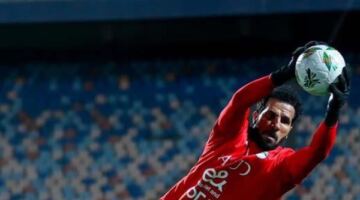 المهدي سليمان بين الكبار.. حارس مصر ينافس رونالدو وميسي في قائمة استثنائية بمونديال 2026
                                                
                                                
                                                    04/06/2026 02:16 م
                                                
                                                
                                                    يسجل الحارس المصري مهدي سليمان حضوره ضمن قائمة أكبر اللاعبين سنًا المشاركين في بطولة كأس العالم 2026