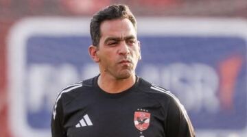 بعد اجتماع مع عبد الحفيظ.. عادل مصطفى يرحل عن الأهلي                                                                                                                                                       04/06/2026 05:14 ص                                                                                                                                                       كشف الناقد الرياضي محمود شوقي عن تطورات جديدة داخل النادي الأهلي، تتعلق بالجهاز الفني، مؤكدًا أن سيد عبد الحفيظ عقد اجتماعًا مع عادل مصطفى المدرب المساعد، مساء الأربعاء، لإبلاغه بقرار توجيه الشكر له و