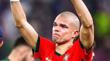 بيبي يفتح ملفات ريال مدريد ويشيد بكوناتي ويحسم موقفه من انضمام برناردو سيلفا                                                                                                                                                    13/06/2026 06:51 م                                                                                                                                                    تحدث البرتغالي بيبي، نجم ريال مدريد ومنتخب البرتغال السابق، عن عدد من الملفات الخاصة