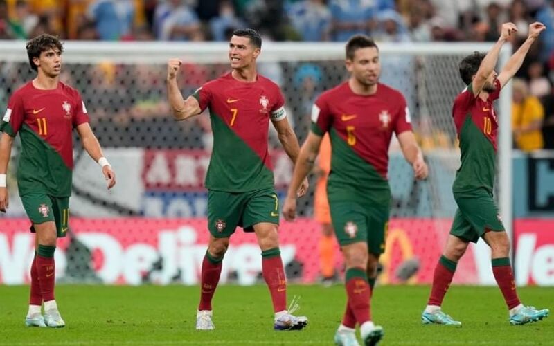 تشكيل البرتغال لمواجهة تشيلي وديا قبل المونديال
                                                
                                                
                                                    06/06/2026 09:04 م
                                                
                                                
                                                    كشف روبرت مارتينيز مدرب البرتغال عن تشكيل لاعبيه لمواجهة تشيلي وديا استعدادا لكأس