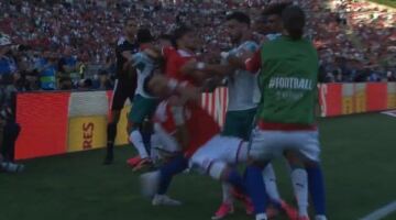 تعادل سلبي بين البرتغال وتشيلي وديا استعدادا للمونديال                                                                                                                                                    06/06/2026 10:01 م                                                                                                                                                    انتهت أحداث الشوط الأول من مواجهة منتخبي البرتغال وتشيلي الودية بالتعادل السلبي بين