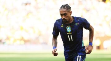 رغم الفوز على مصر.. رافينيا: الجميع حزين لهذا السبب                                                                                                                                                    07/06/2026 12:33 م                                                                                                                                                    عبر رافينيا، لاعب منتخب البرازيل، عن قلقه من الإصابة التي تعرض لها زميله ويسلي خلال المواجهة الودية أمام منتخب مصر