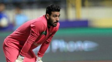 زكي عبد الفتاح: الشناوي رفض عرض ريال بيتيس بسبب 2 مليون جنيه من الزمالك
                                                
                                                
                                                    08/06/2026 05:30 ص
                                                
                                                
                                                    أكد زكي عبد الفتاح مدرب حراس مرمى منتخب مصر السابق، أن أحمد الشناوي رفض عرضا من ريال بيتيس الإسباني في موسم 2012 عندما كان لاعبا في صفوف المصري البورسعيدي