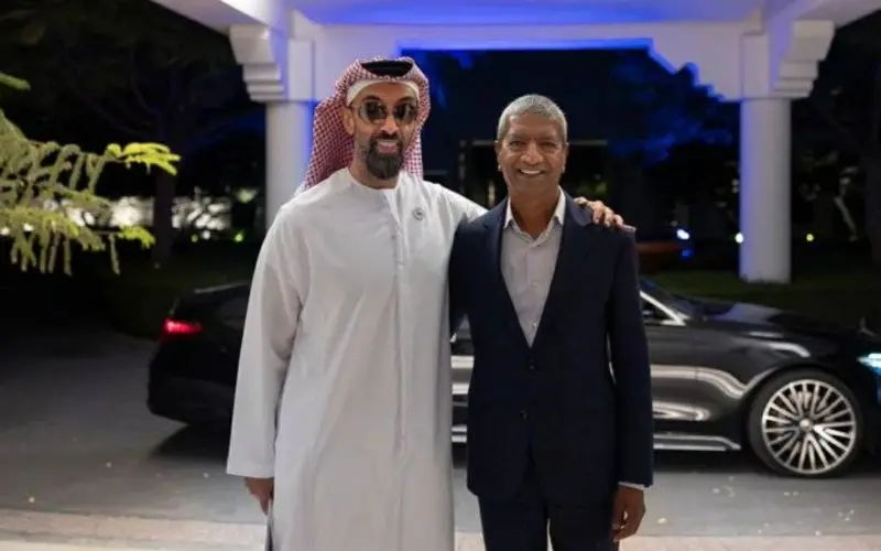 طحنون بن زايد يناقش مع رئيس «بلوم إنرجي» تعزيز الجاهزية للمستقبل