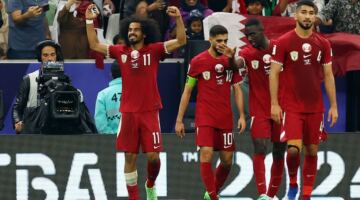 قطر تصطدم بسويسرا في افتتاح مشوارها بالمونديال.. أرقام وحقائق قبل المواجهة المرتقبة
                                                
                                                
                                                    13/06/2026 08:18 م
                                                
                                                
                                                    يستهل منتخب قطر مشواره في بطولة كأس العالم 2026 بمواجهة قوية أمام نظيره منتخب سويسرا، مساء اليوم السبت، ضمن منافسات الجولة الأولى من دور المجموعات.