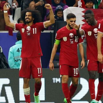 قطر تصطدم بسويسرا في افتتاح مشوارها بالمونديال.. أرقام وحقائق قبل المواجهة المرتقبة
                                                
                                                
                                                    13/06/2026 08:18 م
                                                
                                                
                                                    يستهل منتخب قطر مشواره في بطولة كأس العالم 2026 بمواجهة قوية أمام نظيره منتخب سويسرا، مساء اليوم السبت، ضمن منافسات الجولة الأولى من دور المجموعات.