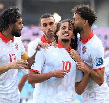 كأس العالم 2026.. تونس تبدأ حلم المونديال بمواجهة قوية أمام السويد
                                                
                                                
                                                    14/06/2026 09:36 ص
                                                
                                                
                                                    يستهل منتخب تونس مشواره في بطولة كأس العالم 2026 بمواجهة مرتقبة أمام منتخب السويد