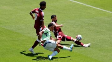 كأس العالم.. سويسرا يتقدم على قطر بهدف من ركلة جزاء خلال الشوط الأول                                                                                                                                                       13/06/2026 10:40 م                                                                                                                                                       أحرز منتخب سويسرا الهدف الاول في شباك منتخب قطر، من عمر الشوط الأول، علي ملعب "ليفاي" بمدينة كاليفورنيا الأمريكية، ضمن منافسات الجولة الأولى.. المزيد