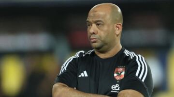 محمود شوقي.. الأهلي يوجه الشكر لوليد صلاح الدين بعد اقتراب وائل جمعة                                                                                                                                                    01/06/2026 10:51 م                                                                                                                                                    كشف الناقد الرياضي محمود شوقي، عبر حسابه الرسمي على موقع “فيسبوك”، أن النادي الأهلي قرر توجيه الشكر إلى وليد صلاح الدين، مدير الكرة بالنادي، خلال الساعات الماضية، في إطار إعادة هيكلة الجهاز الإداري لل