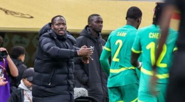 مدرب السنغال: أمم إفريقيا أصبحت من الماضي وتركيزنا بالكامل على كأس العالم                                                                                                                                                    01/06/2026 04:07 ص                                                                                                                                                    أكد باب ثياو أن منتخب منتخب السنغال أغلق ملف بطولة كأس أمم إفريقيا بشكل نهائي، مشددًا على أن تركيز الفريق في الوقت الحالي ينصب بالكامل على الاستعداد للمشاركة في بطولة كأس العالم 2026.