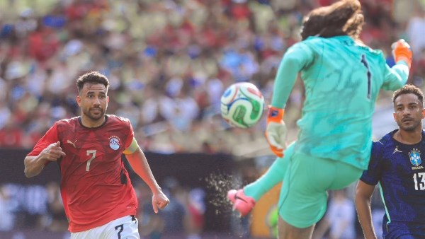مفاجأة غير متوقعة في ترتيب منتخب مصر بتصنيف الفيفا بعد ودية البرازيل
                                                
                                                
                                                    07/06/2026 06:30 ص
                                                
                                                
                                                    كشف خبير اللوائح عامر العمايرة عبر حسابه على موقع التواصل الاجتماعي «فيسبوك» تفاصيل تأثير نتائج منتخب مصر الأخيرة على تصنيف الاتحاد الدولي لكرة القدم «فيفا».