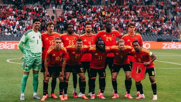 رودي جارسيا يوبخ لاعبي بلجيكا رغم خماسية تونس: هذا جرس إنذار قبل المونديال
                                                
                                                
                                                    06/06/2026 08:14 م
                                                
                                                
                                                    وجه رودي جارسيا، المدير الفني لمنتخب بلجيكا، انتقادات واضحة للاعبيه رغم الفوز الكبير على منتخب تونس بنتيجة 5-0 في المباراة الودية التي جمعت المنتخبين استعدادًا لبطولة كأس العالم 2026.