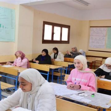 موعد امتحانات الثانوية العامة 2026.. خطة محكمة لنقل الأسئلة للمحافظات