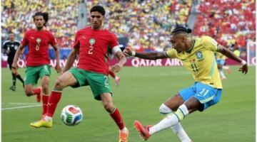 ناقد رياضي: المنتخب المغربي مشروع كروي عالمي بات يمتلك هوية وقدرة على مقارعة الكبار
                                                
                                                
                                                    14/06/2026 06:03 ص
                                                
                                                
                                                    علق الناقد الرياضي فتحي سند، علّق على تعادل منتخب المغرب مع البرازيل بنتيجة 1-1 في افتتاح مشوار “أسود الأطلس” في مونديال 2026