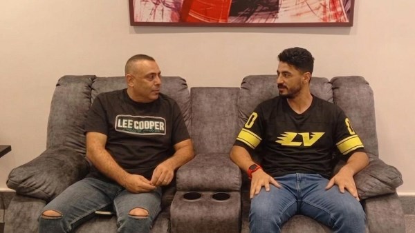 نجم الأهلي السابق: ما حدث للمارد الأحمر الموسم الماضي استثناء.. والطبيعي حصد الألقاب
                                                
                                                
                                                    06/06/2026 01:02 م
                                                
                                                
                                                    شدد محمد حمدي زكي لاعب حرس الحدود الحالي والأهلي السابق، على أنه لم يتفاجىء من أداء ومستوى لاعبو الإسماعيلي بسبب صعوبة الأجواء