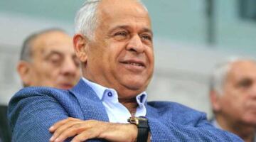 هل يشارك الأهلي فى دوري الأبطال؟ تصريحات مثيرة من فرج عامر                                                                                                                                                       04/06/2026 06:43 م                                                                                                                                                       كشف فرج عامر رئيس نادي سموحة السابق عبر حسابه على موقع فيسبوك، أن النادي الأهلي في طريقه إلى المشاركة في دوري أبطال أفريقيا، مشيرًا إلى أن الاتحاد الأفريقي لكرة القدم “الكاف” استقر على زيادة عدد الأند