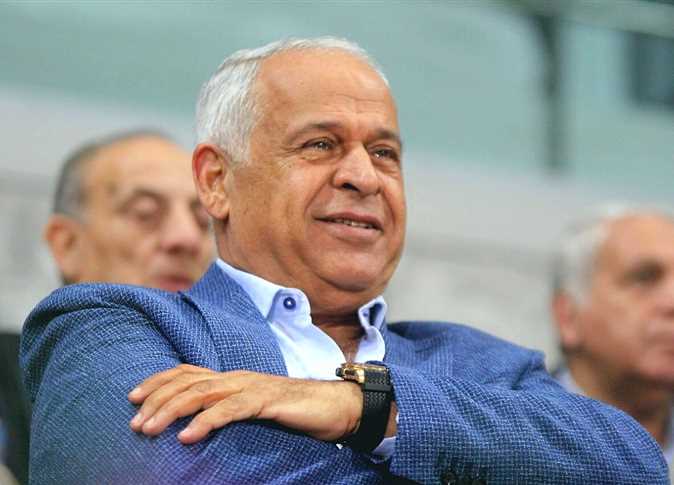 هل يشارك الأهلي فى دوري الأبطال؟ تصريحات مثيرة من فرج عامر
                                                
                                                
                                                    04/06/2026 06:43 م
                                                
                                                
                                                    كشف فرج عامر رئيس نادي سموحة السابق عبر حسابه على موقع فيسبوك، أن النادي الأهلي في طريقه إلى المشاركة في دوري أبطال أفريقيا، مشيرًا إلى أن الاتحاد الأفريقي لكرة القدم “الكاف” استقر على زيادة عدد الأند