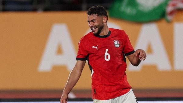 ياسر إبراهيم: اللعب في كأس العالم حلم العمر.. وأتمنى ترك بصمة مع منتخب مصر
                                                
                                                
                                                    10/06/2026 09:05 م
                                                
                                                
                                                    أكد ياسر إبراهيم، مدافع منتخب مصر، أن المشاركة في بطولة كأس العالم تمثل حلمًا كبيرًا لأي لاعب كرة قدم، مشيرًا إلى أن تمثيل المنتخب الوطني في المحفل العالمي يعد شرفًا ومسؤولية كبيرة.