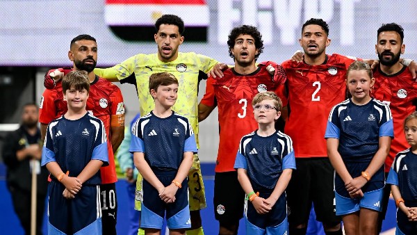 أمير هشام يفتح النار على قرارات التحكيم في مباراة مصر والأرجنتين الأخيرة