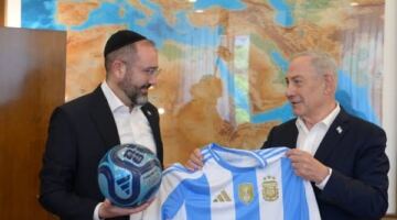 إسبانيا تطيح بالأرجنتين وتتوج بلقب كأس العالم في نهائي ملعب ميتلايف