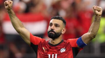 تطورات مثيرة في مفاوضات انتقال محمد صلاح إلى صفوف بشكتاش التركي الصيفية