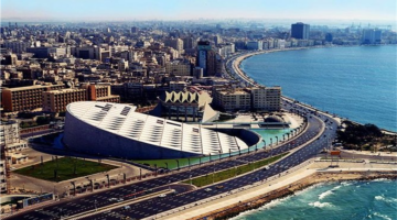 تقلبات جوية تضرب الإسكندرية وتثير تساؤلات حول مصير عطلة المصطافين الحالية