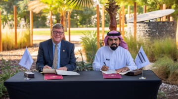 جامعة أميركية الشارقة تفتح باب التقديم لمنح دراسية مقدمة من مؤسسة ألِف