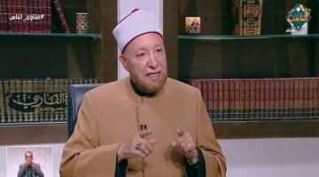 حكم قراءة القرآن الكريم من الهاتف المحمول دون وضوء يوضحه أمين الفتوى