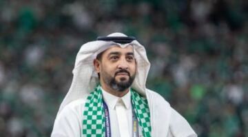 خالد العيسى يغادر منصبه في رئاسة النادي الأهلي بعد ثلاثة أعوام إدارية