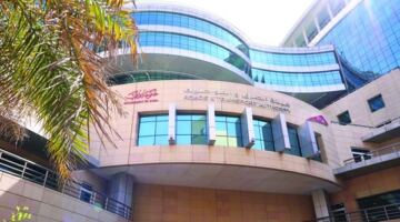 دبي تضع معايير جديدة لرفع كفاءة تشغيل سائقي مركبات النقل الفاخرة