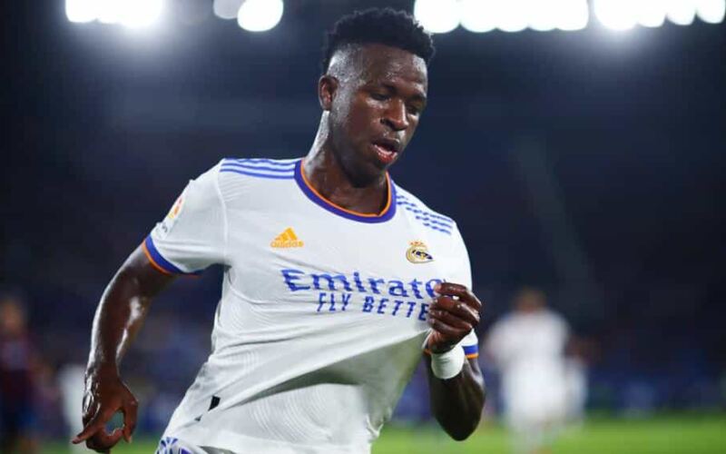 ريال مدريد يضع سعراً ضخماً لبيع فينيسيوس جونيور وأرسنال يترقب الفرصة للتعاقد