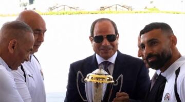 كواليس استقبال الرئيس السيسي لبعثة منتخب مصر بعد التألق في المونديال