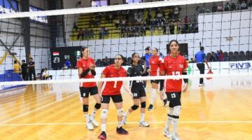 مصر تضرب موعداً مع تونس في نهائي أفريقيا للكرة الطائرة للناشئات