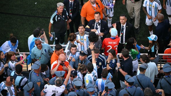 مواجهات دامية في الأرجنتين تلي خسارة نهائي كأس العالم أمام إسبانيا