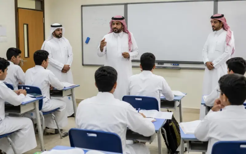 وزارة التعليم السعودية تحسم الجدل بشأن التحول الإجباري لنظام العقود للمعلمين