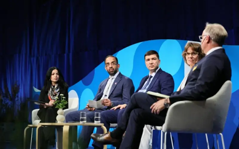 أبوظبي تكشف عن استراتيجية تقنية متطورة لتعزيز كفاءة واستدامة موارد المياه الوطنية