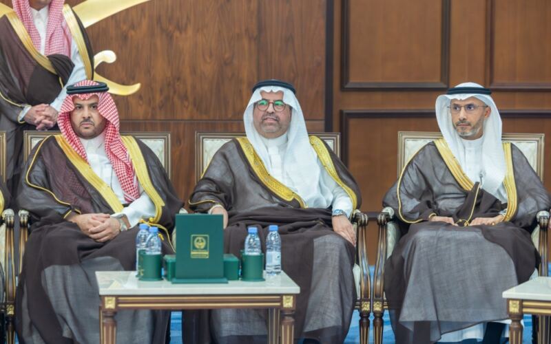 أمير الشرقية يبحث مع رؤساء الجامعات سبل تطوير مخرجات التعليم الجامعي بالمنطقة