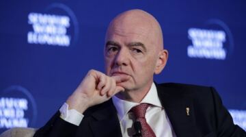 اتحادات الدول الاسكندنافية تسحب ثقتها رسمياً في جياني إنفانتينو وإدارة الاتحاد الدولي