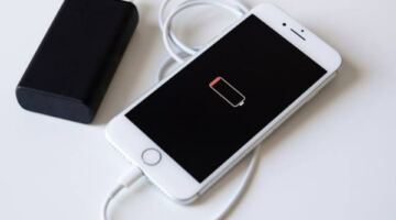 استراتيجيات احترافية لزيادة كفاءة بطارية هاتفك وضمان عملها لساعات أطول يومياً