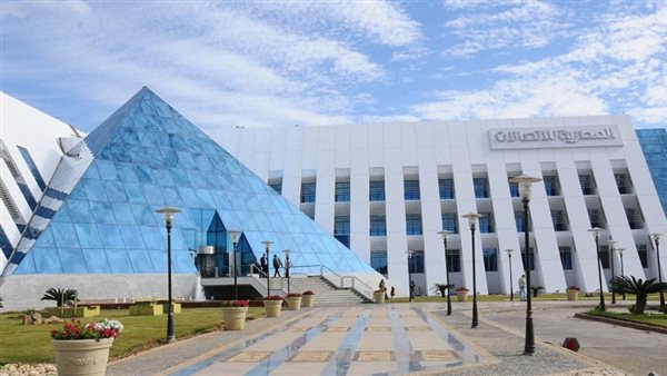 المصرية للاتصالات تقتحم آفاق التكنولوجيا بتجربة تردد 6 جيجاهرتز لأول مرة أفريقيا