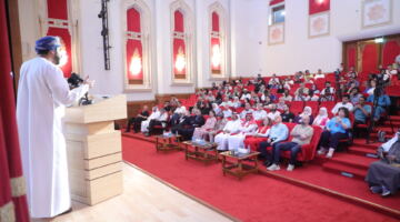 بيت الشعر في الشارقة يجمع المبدعين للاحتفاء بجماليات اللغة وتنوع القصائد العربية